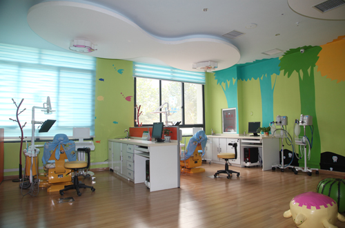 儿童医院色彩设计